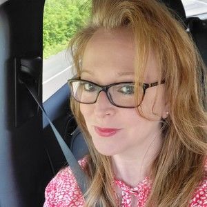 Meet your Posher, Renee